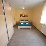 S Ξενοδοχείο