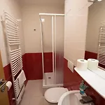 酒店 S 马里博尔