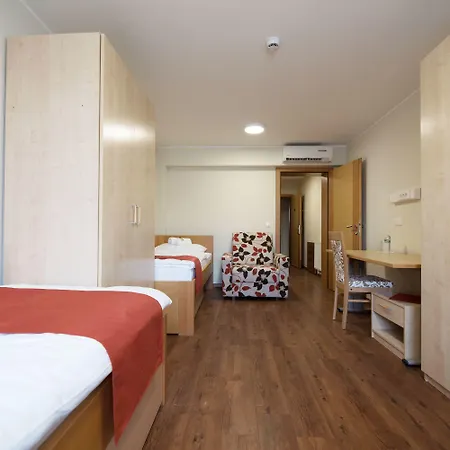 Hotell S - Simple Centre 3*