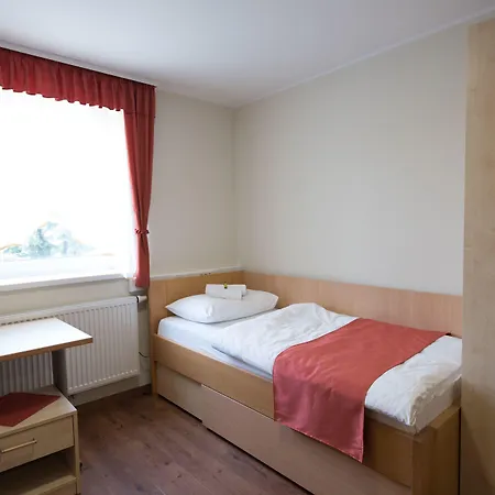 Hotell S - Simple Centre Maribor