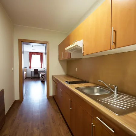 Hotel S 3*
