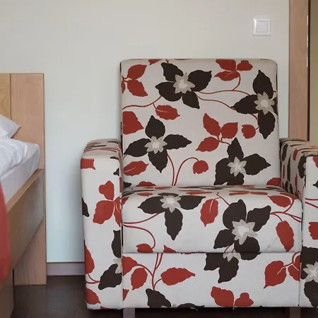 Hotell S - Simple Centre Maribor