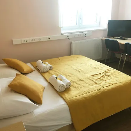 Hotell S - Simple Centre Maribor