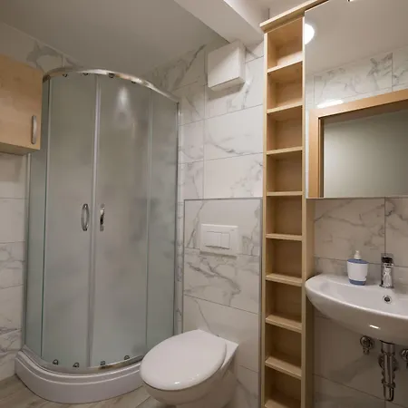 S - Simple Centre Hotell 3*