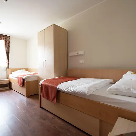 S 3* Maribor